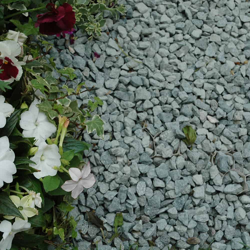 Green Granite Gravel 14mm Poly Bag - Image 3