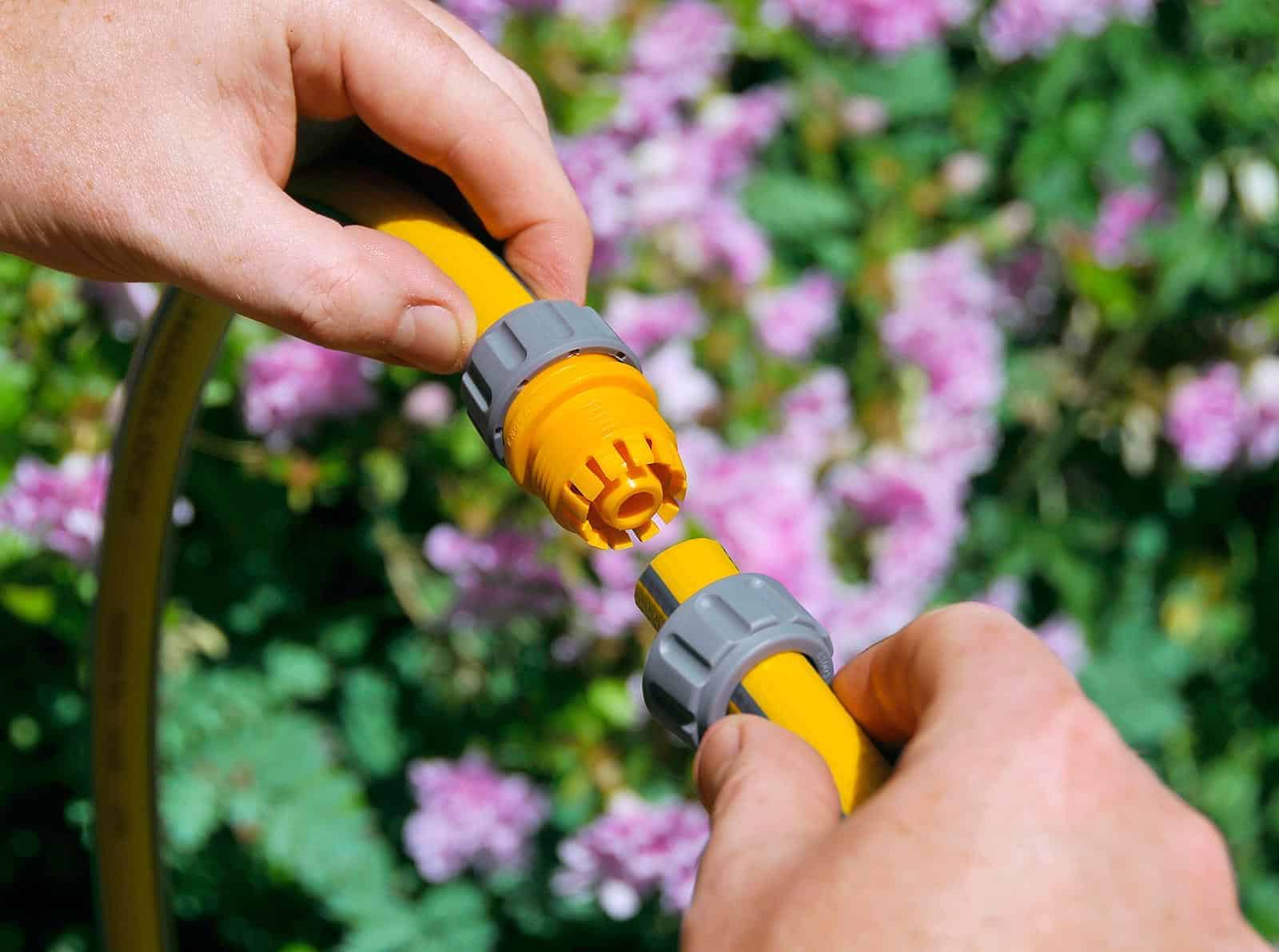 Hozelock Hose Repair Connector - Image 2