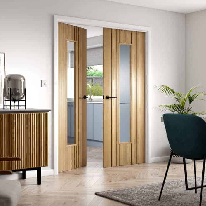JB Kind Aria Oak Glazed Internal Door - Image 4