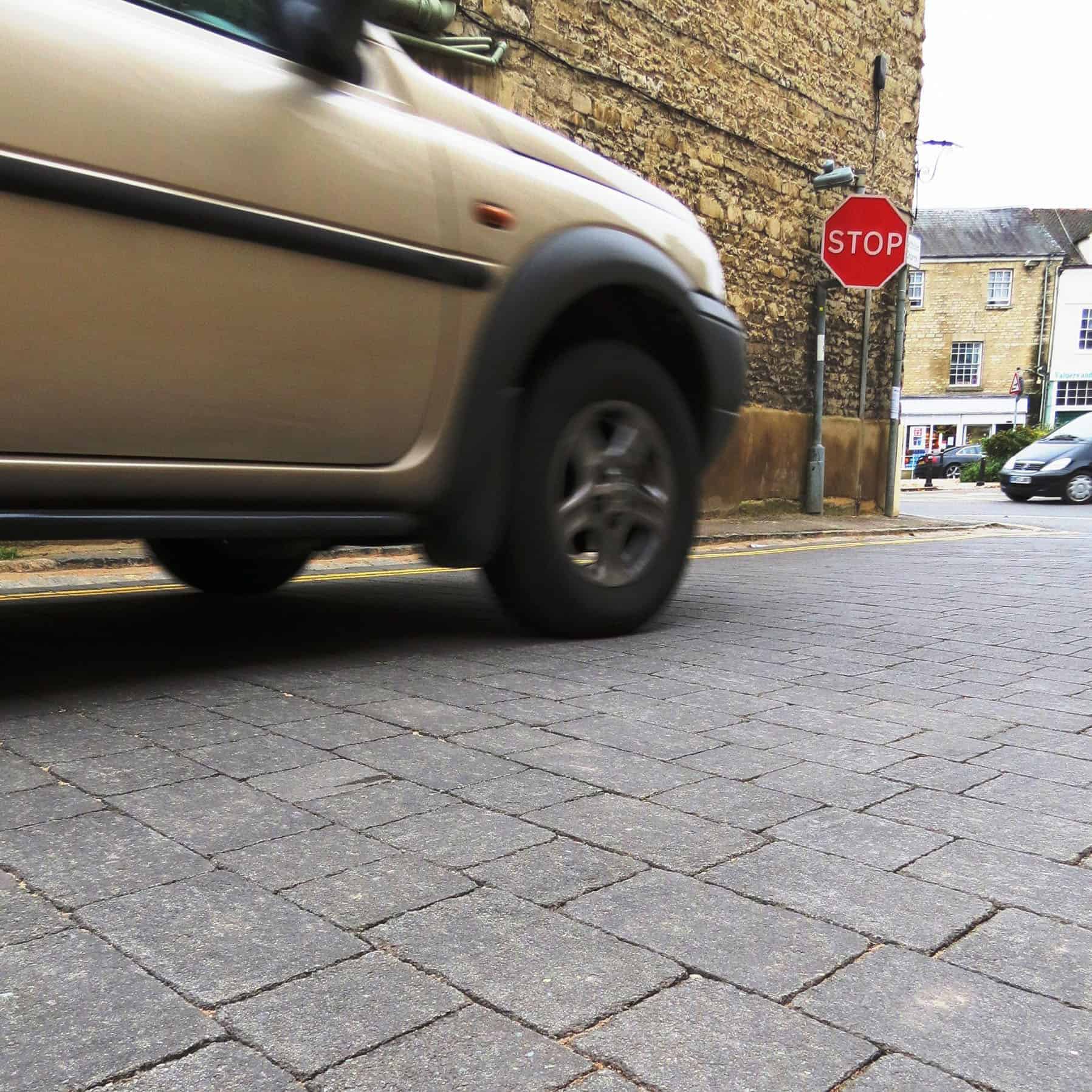 50mm Mellifont Paver 3 Size Charcoal - Image 2