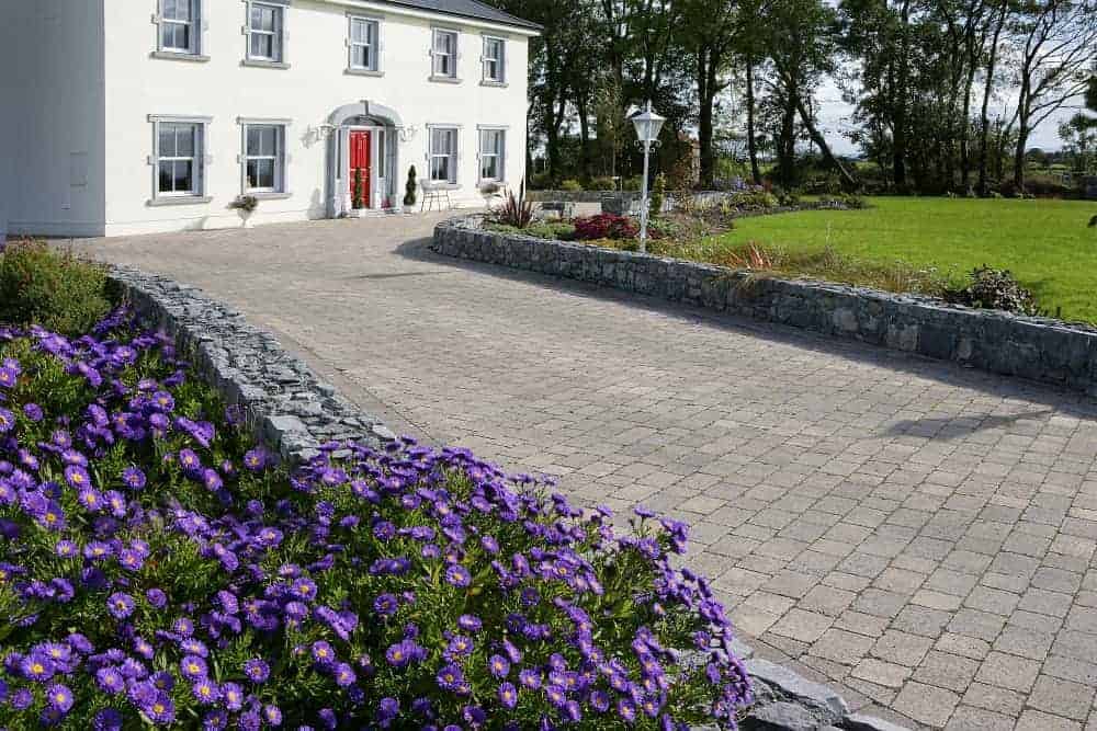 50mm Mellifont Paver 3 Size Curragh Gold - Image 3