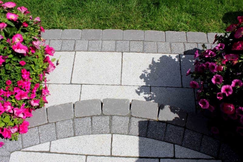 Mellifont Rumbled Kerb 190 X 160mm - Charcoal - Image 2