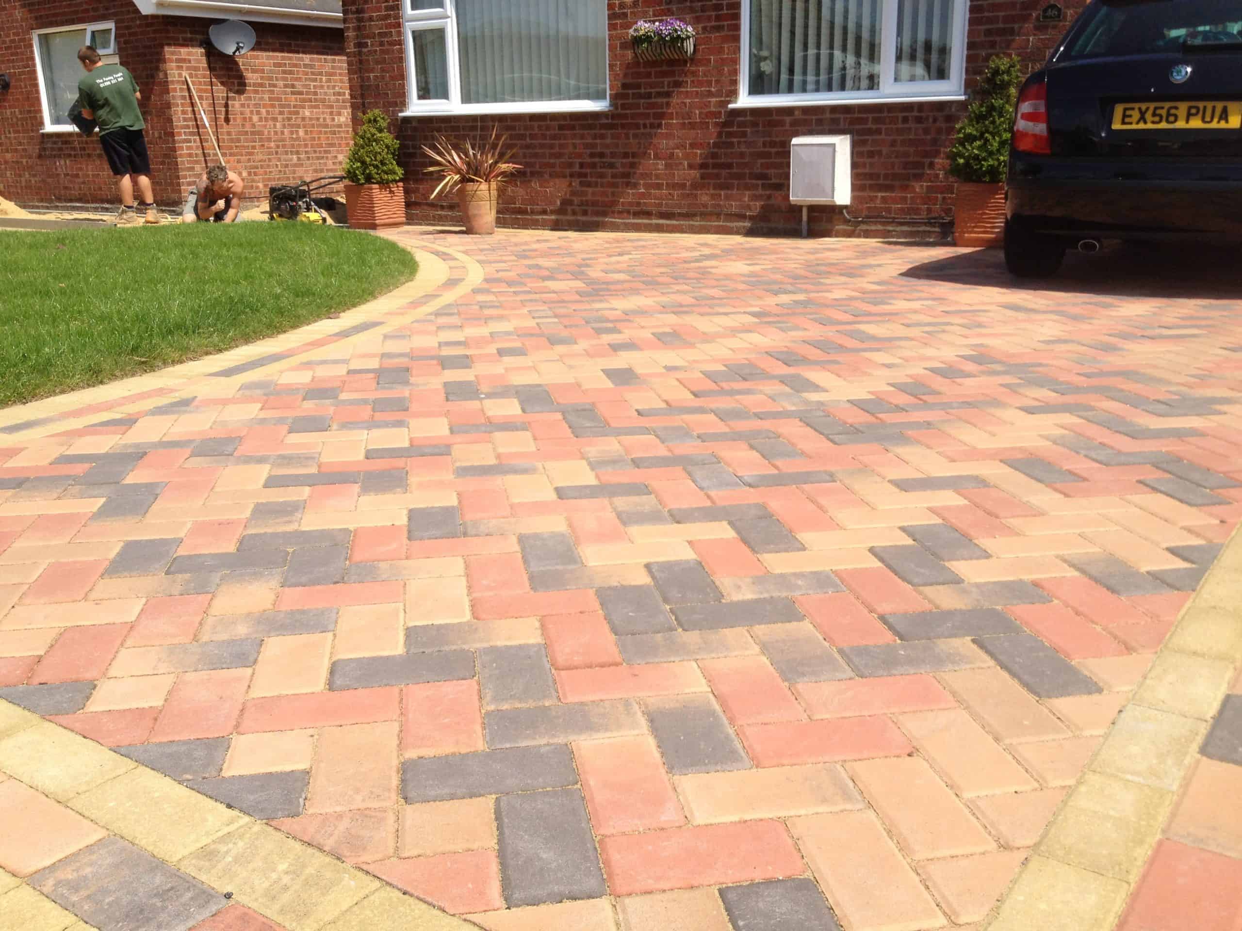 60mm Barley Paver Maple - Image 4