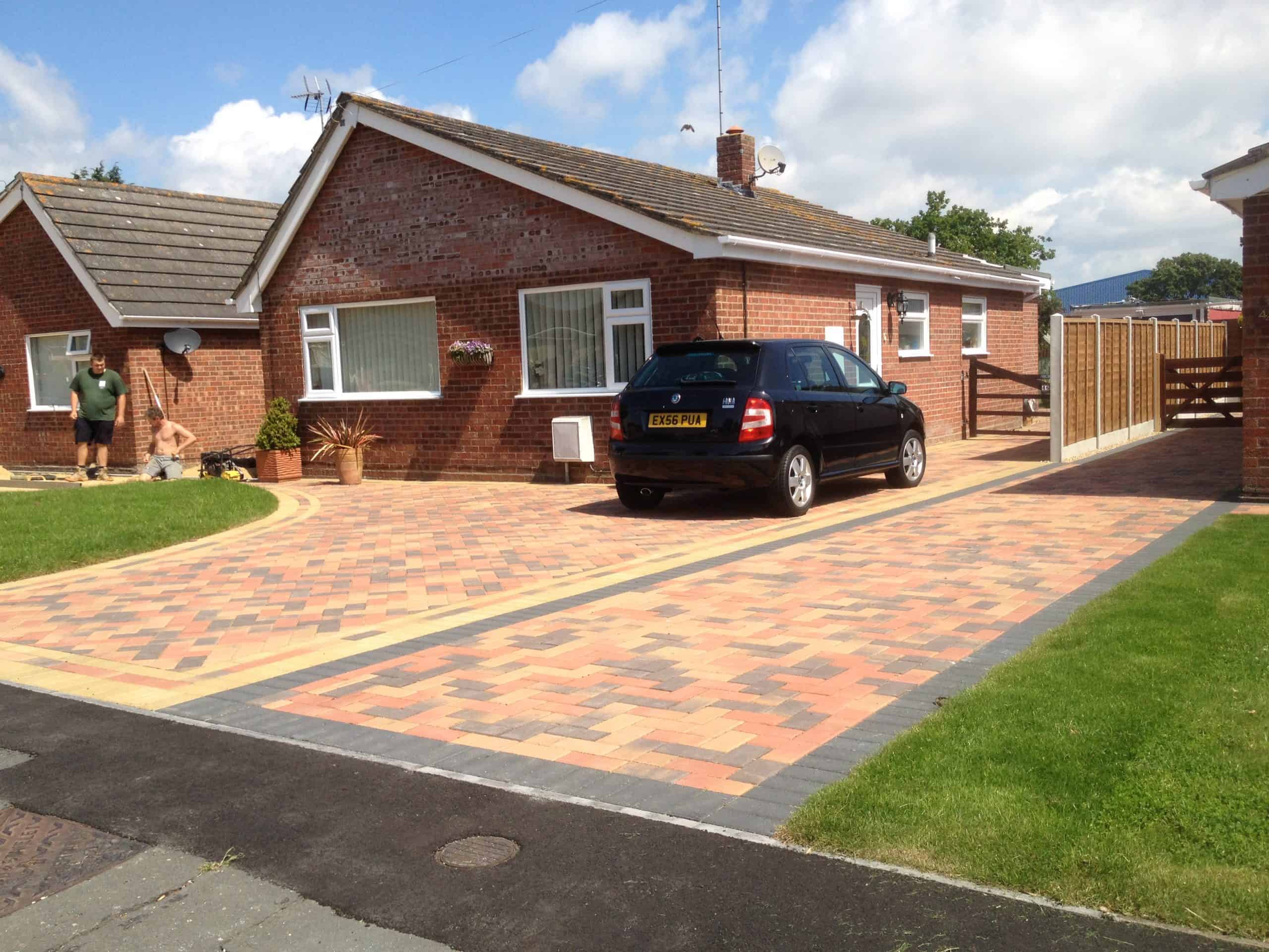 60mm Barley Paver Maple - Image 3