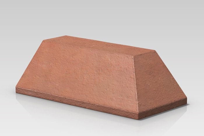 Pl 7.1 Plinth External Return Corner Red Right